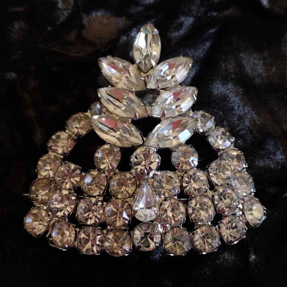 1950s Clear Rhinestone Brooch Large